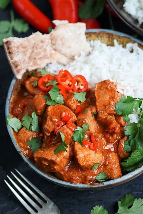 slow-cooker-spicy-chicken-curry-nickys-kitchen image