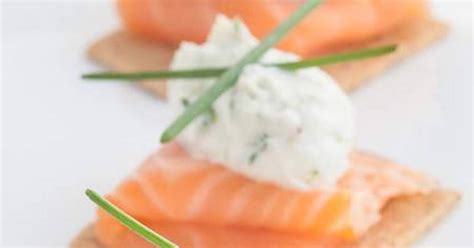 10-best-smoked-salmon-goat-cheese-appetizer image