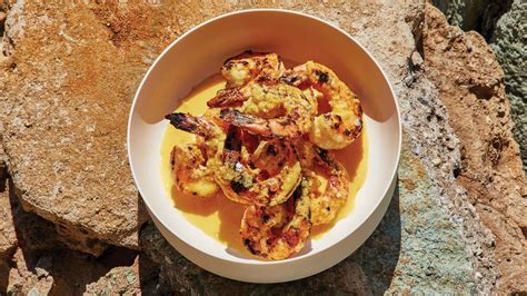 grilled-shrimp-with-turmeric-mojo-sauce image