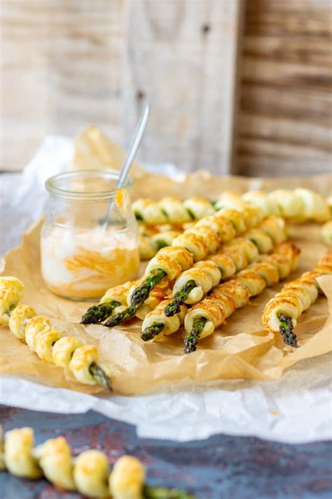 parmesan-asparagus-pastry-twists-appetizer-addiction image