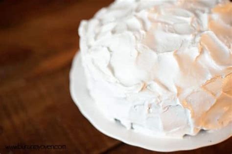 easy-meringue-frosting-recipe-buns-in-my-oven image