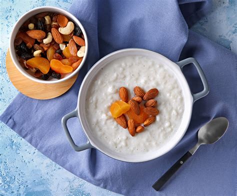 dried-fruit-and-nut-rice-pudding-lakeview-farms image