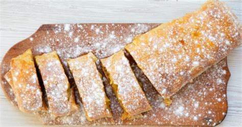delicious-christmas-pudding-strudel-starts-at-60 image