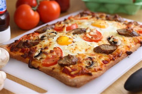 breakfast-pizza-easy-cheesy-vegetarian image