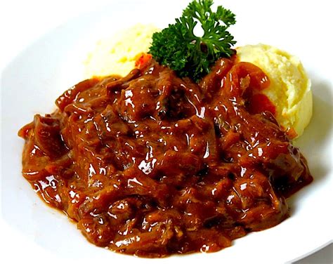 the-hirshon-dutch-beef-stew-hache-the-food image