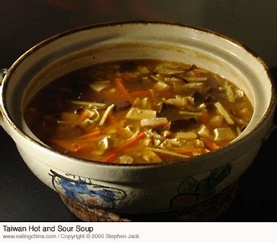 authentic-taiwan-hot-and-sour-soup-recipe-eating image