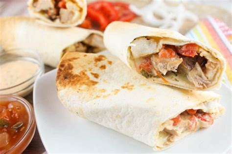 copycat-roly-poly-santa-fe-chicken-wrap-the-food-hussy image