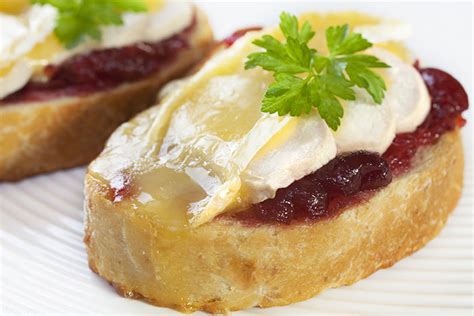 cranberry-crostini-the-cooking-mom image