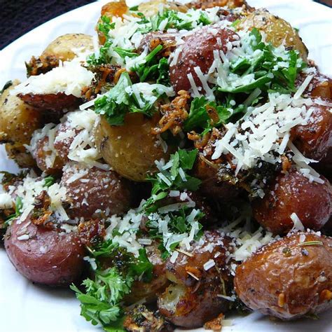 10-roasted-baby-potatoes image
