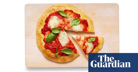 how-to-make-the-perfect-frying-pan-pizza-food-the image