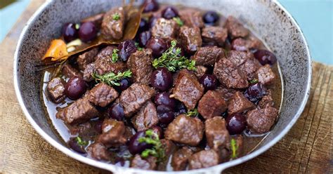 beef-and-wine-stew-with-black-olives-bœuf-la-gardiane image