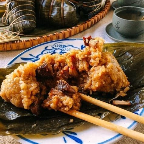 shanghai-style-pork-zongzi-sticky-rice-dumplings image