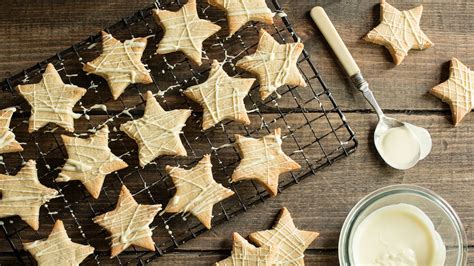 vanilla-star-biscuits-baking-mad image