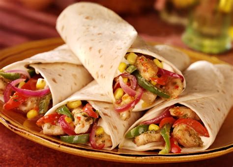what-to-serve-with-fajitas-14-incredible-side-dishes image