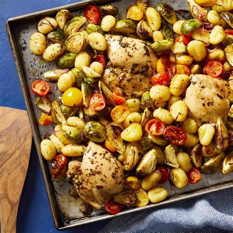 20-sheet-pan-dinner-recipes-using-chicken-thighs image