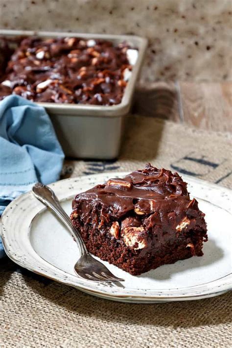 easy-rocky-road-cake-recipe-pastry-chef-online image