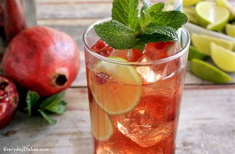 pomegranate-mojito-cocktail-recipe-everyday-dishes image