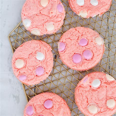 strawberry-cheesecake-cake-mix-cookies-with-pudding image