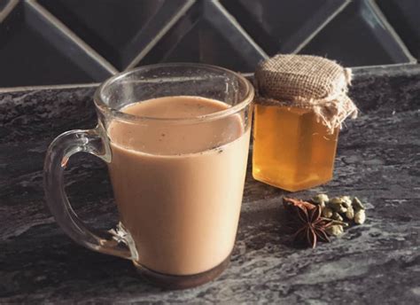 how-to-make-authentic-karak-tea-at-home-danni-in-the image