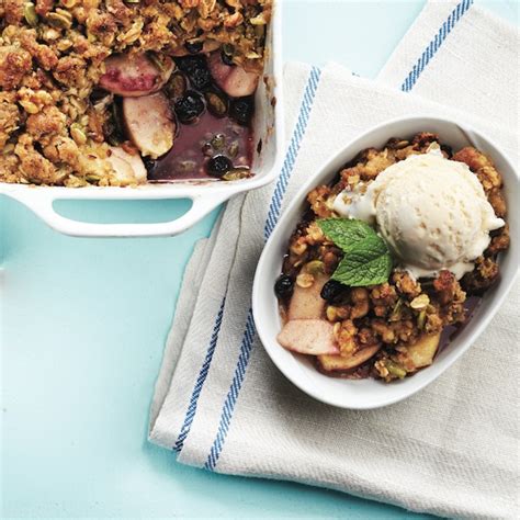 blueberry-and-apple-crumble-recipe-chatelaine image