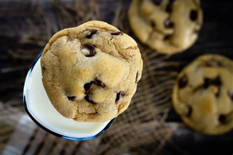 easy-chocolate-chip-cookies-recipe-food-fanatic image