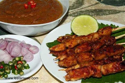 chicken-satay-with-peanut-sauce-recipes-indonesia image