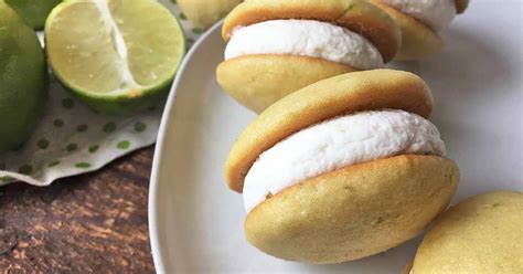 the-best-recipe-for-vegan-key-lime-whoopie-pies image