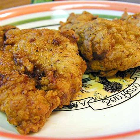 alton-brown-fried-chicken-bigoven image