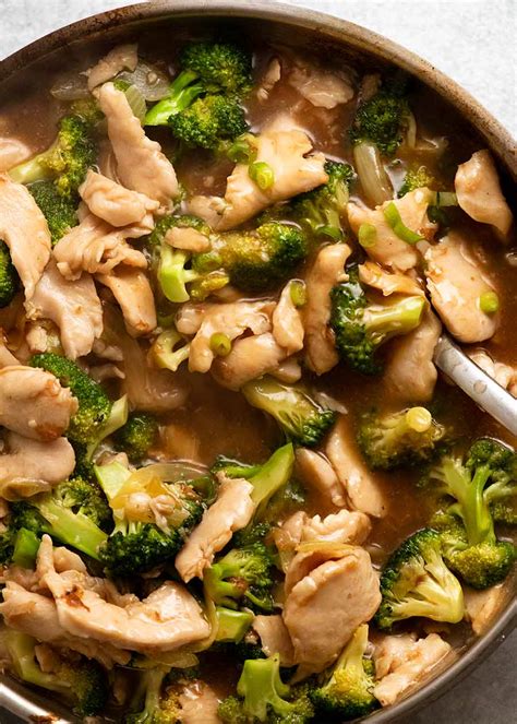 chicken-broccoli-stir-fry-extra-saucy-recipetin-eats image