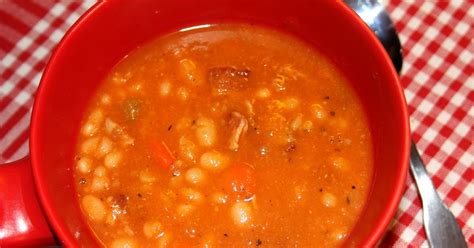deep-south-dish-bean-with-bacon-soup image