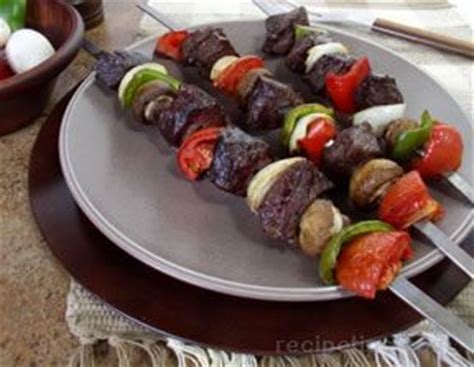 beef-kebabs-on-the-grill-recipe-recipetipscom image