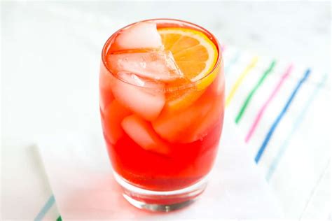 sloe-gin-fizz-cocktail-recipe-inspired-taste image