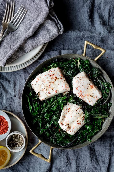 easy-fish-steamed-on-greens-edible-communities image