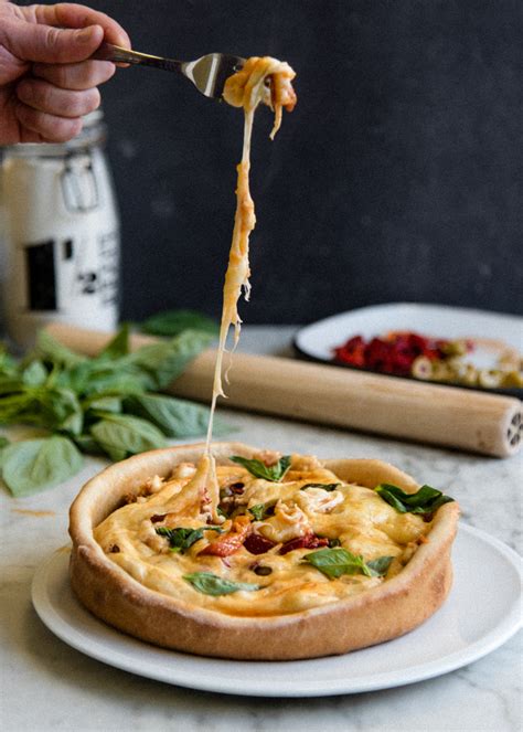 chicagos-pizza-pot-pie-recipe-pizzacraft image