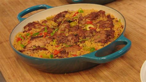 puerto-rican-rice-with-pigeon-peas-and-chicken image