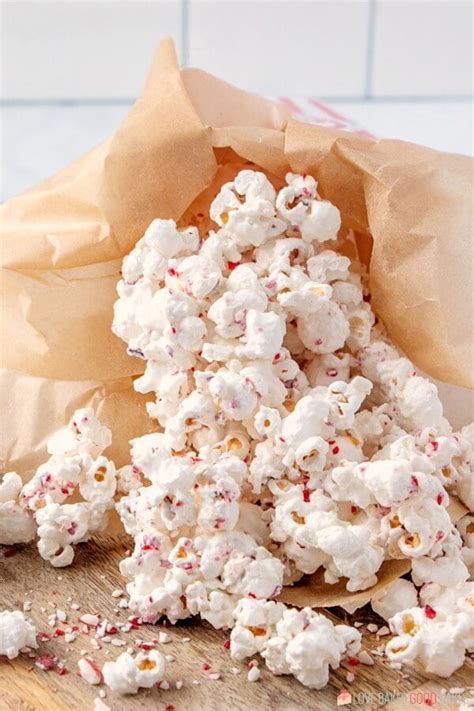 white-chocolate-peppermint-popcorn-love-bakes image