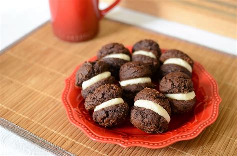mini-chocolate-whoopie-pies-a-tasty-little-food-blog image