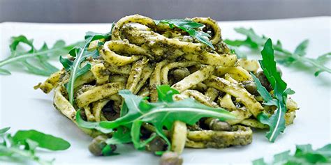 pasta-with-arugula-pesto-and-capers-vegan-gluten image