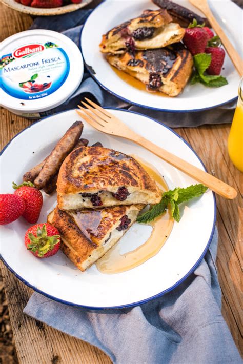 easy-camping-breakfast-stuffed-french-toast-the image
