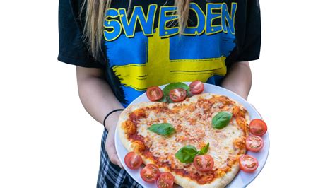 the-popular-swedish-pizza-topping-youll-probably-never image