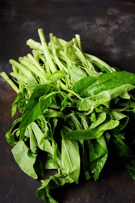 thai-stir-fried-water-spinach-recipe-morning-glory image