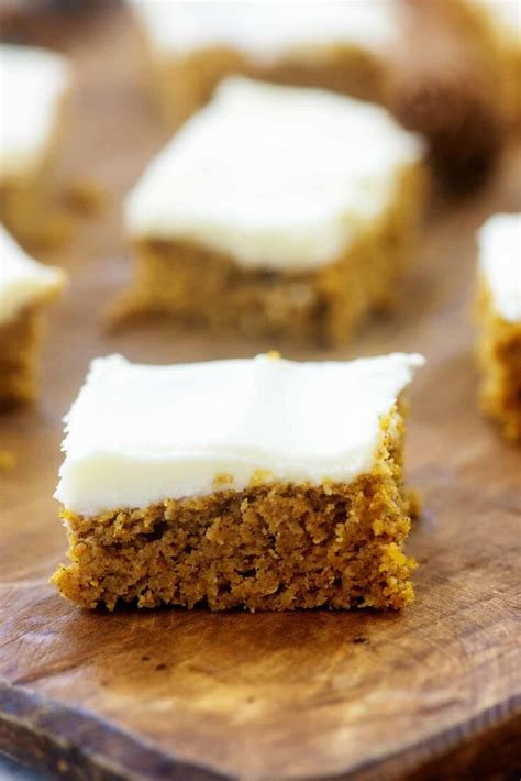 keto-pumpkin-bars-with-cream-cheese-frosting-that image