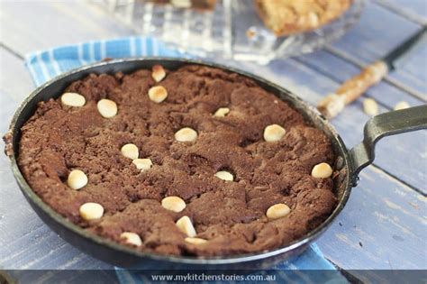 giant-skillet-cookie-recipe-by-tania-cusack-honest image