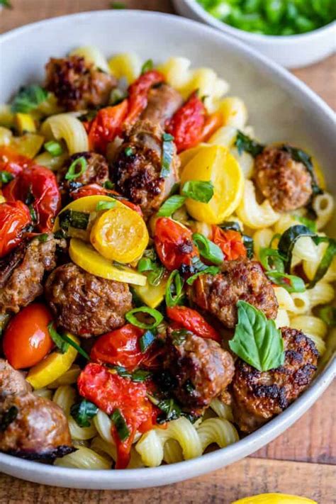 italian-sausage-pasta-with-cherry-tomatoes-30-minute image