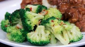 chili-and-garlic-broccoli-steven-and-chris-cbcca image