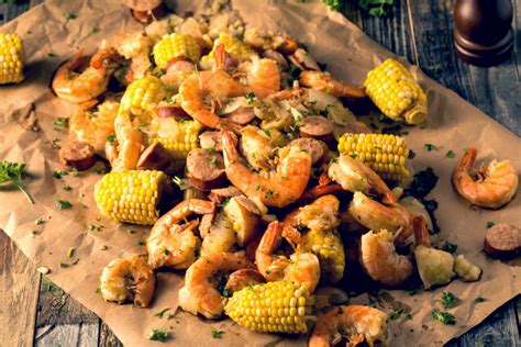 instant-pot-low-country-boil-shrimp-corn-potatoes image