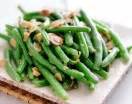 steamed-green-beans-with-slivered-almonds-lindysez image