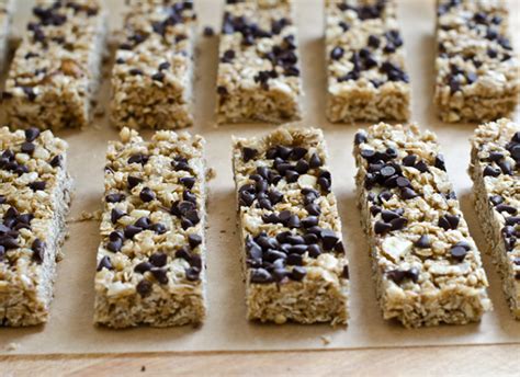chewy-chocolate-chip-granola-bars-once-upon-a-chef image
