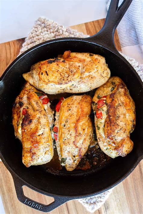 spinach-blue-cheese-stuffed-chicken-breasts image