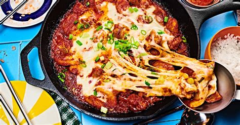 melt-away-the-pain-of-this-korean-fire-chicken-with image